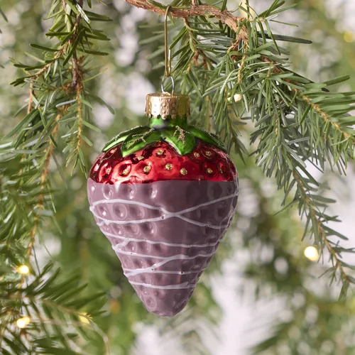 Sur la table Chocolate Strawberry Ornament
