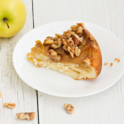 Caramel Apple Upside-Down Cake