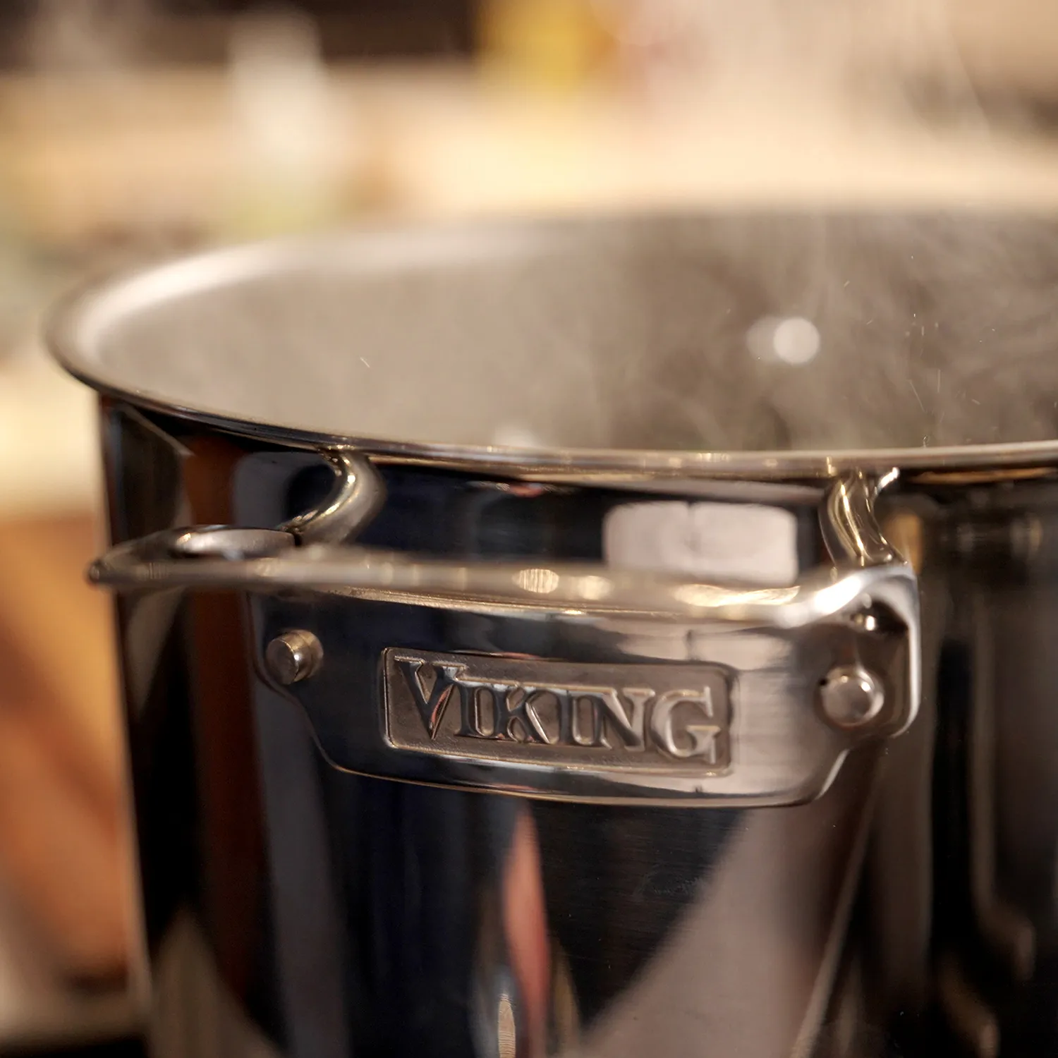 Viking PureGlide Pro 3-Ply Stock Pot with Glass Lid, 8 qt.