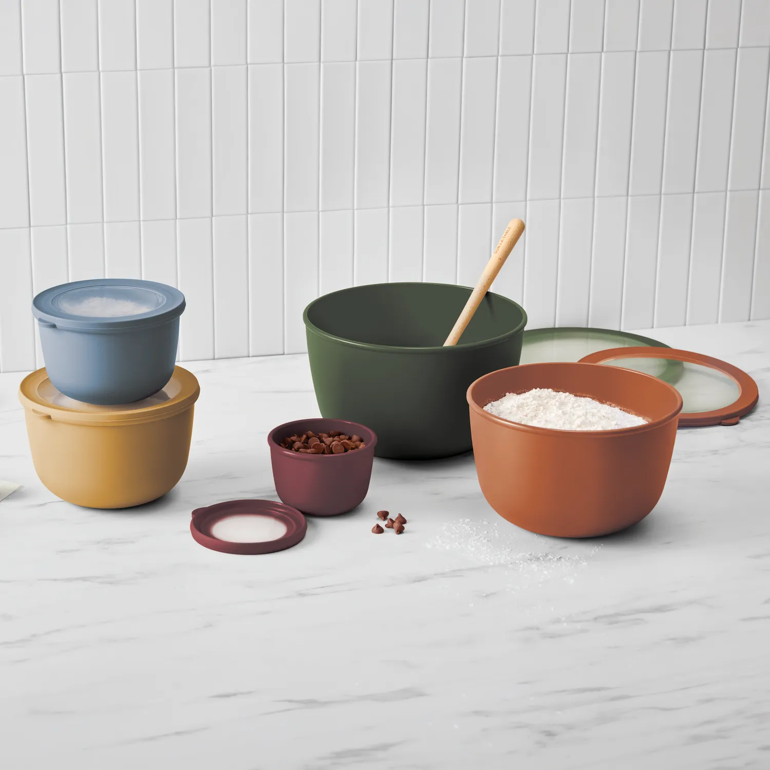 Sur la table 5-Piece Mixing Bowl Set w/ Lids