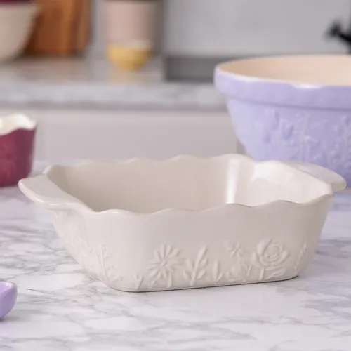 Mason Cash In the Meadow Square Baker