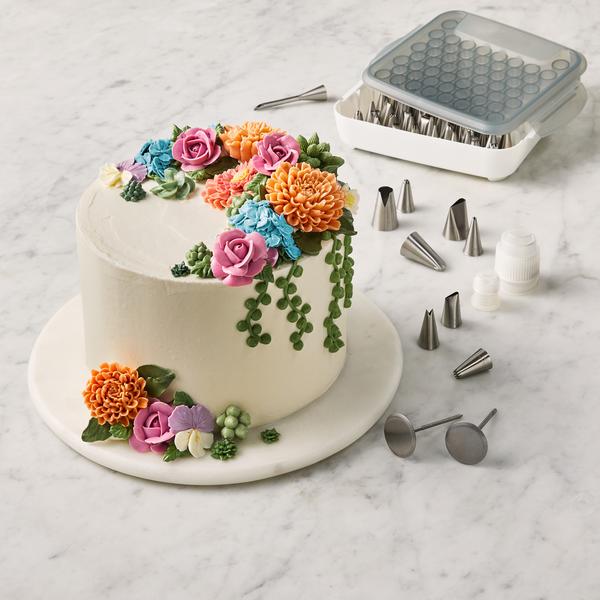Sur La Table 60-Piece Decorating Tip Set - thumbnail 2