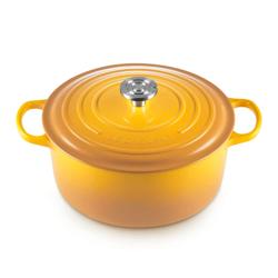 Le Creuset Signature Round Dutch Oven, 7.25 qt. Best purchase this fall!