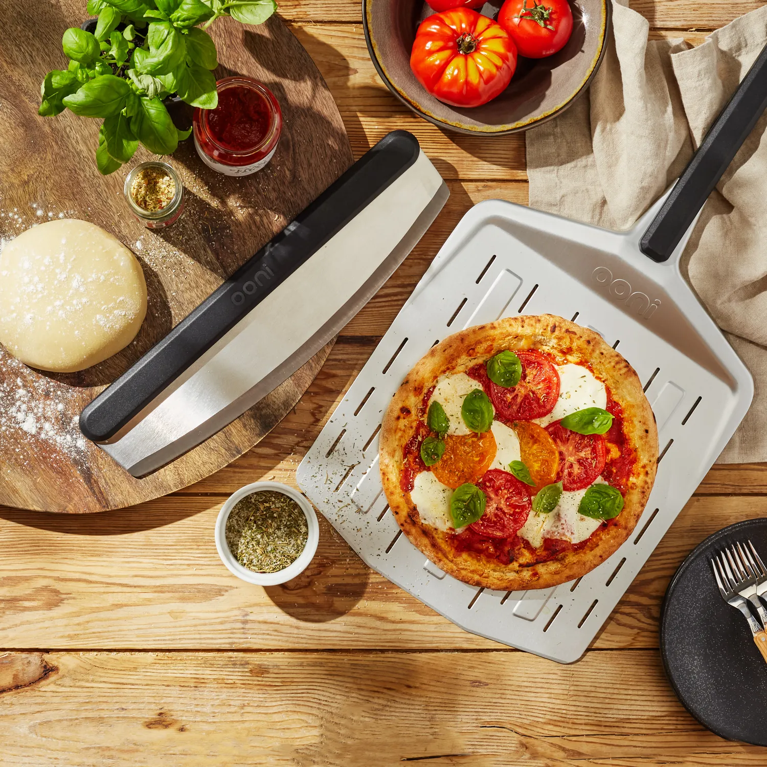 Ooni 12&#34; Perforated Pizza Peel