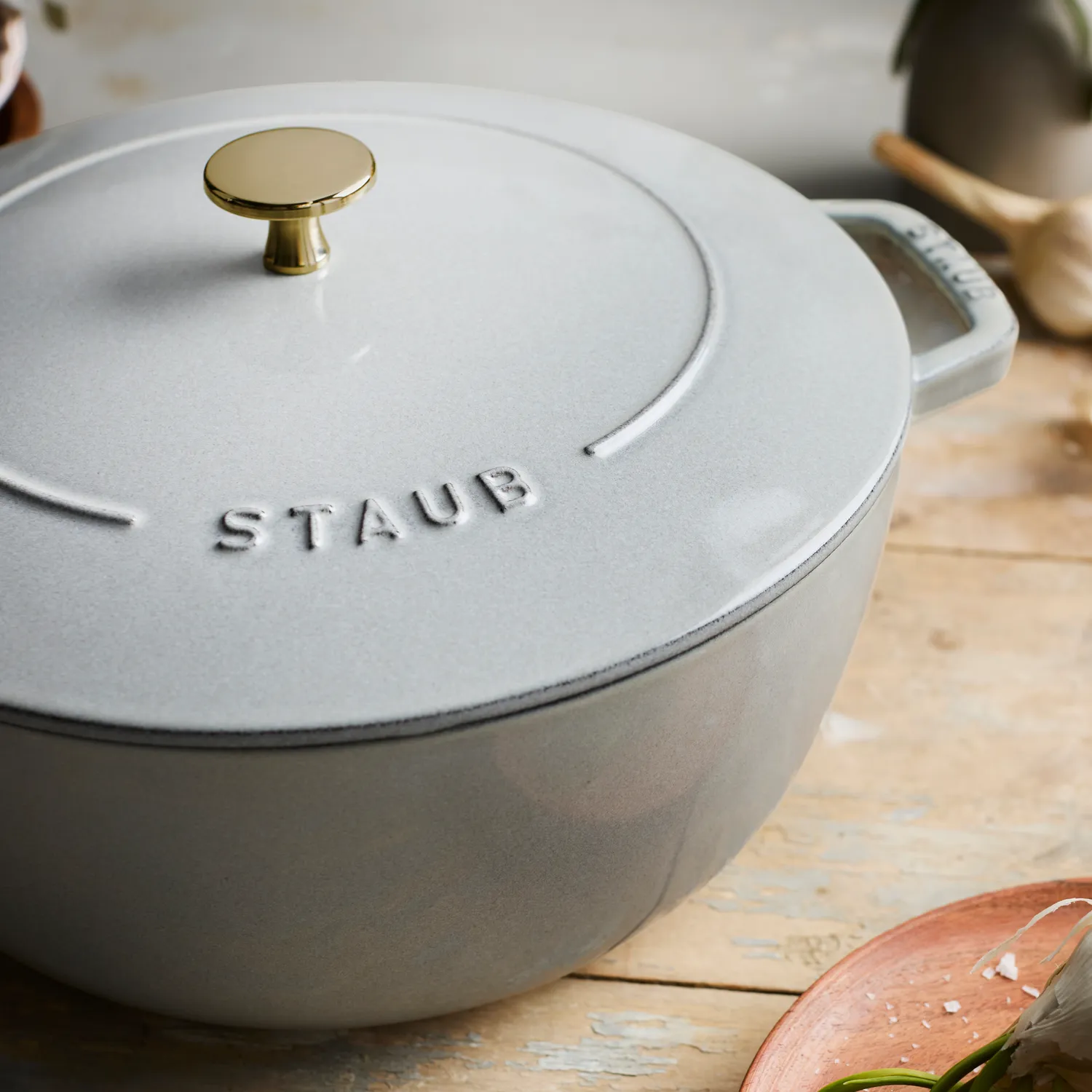 Staub Essential French Oven, 5 qt. 