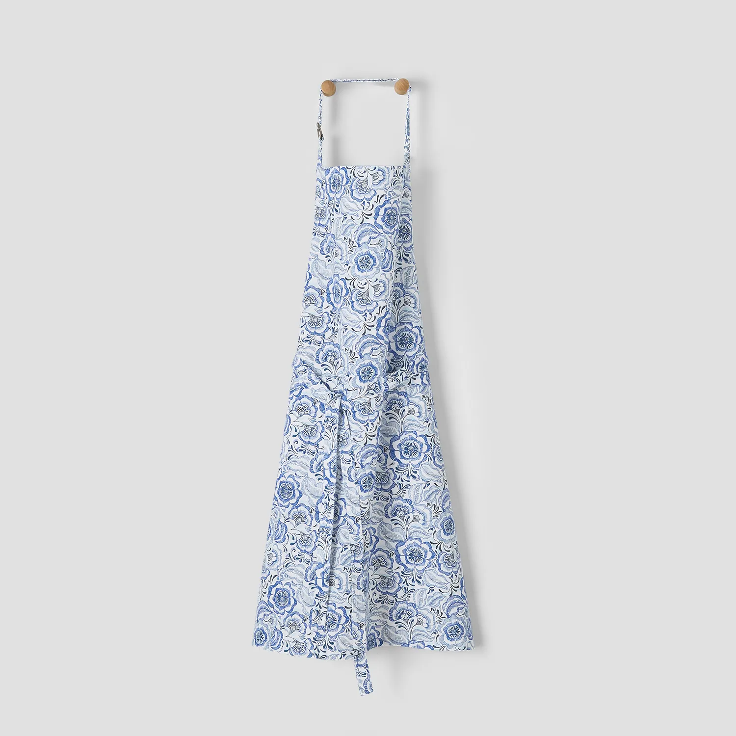 Sur La Table Azul Apron