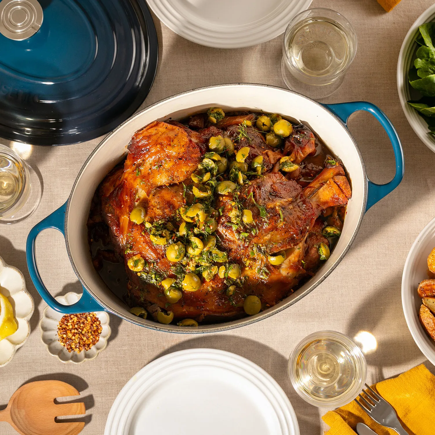 Le Creuset Signature Oval Dutch Oven, 6.75 qt.