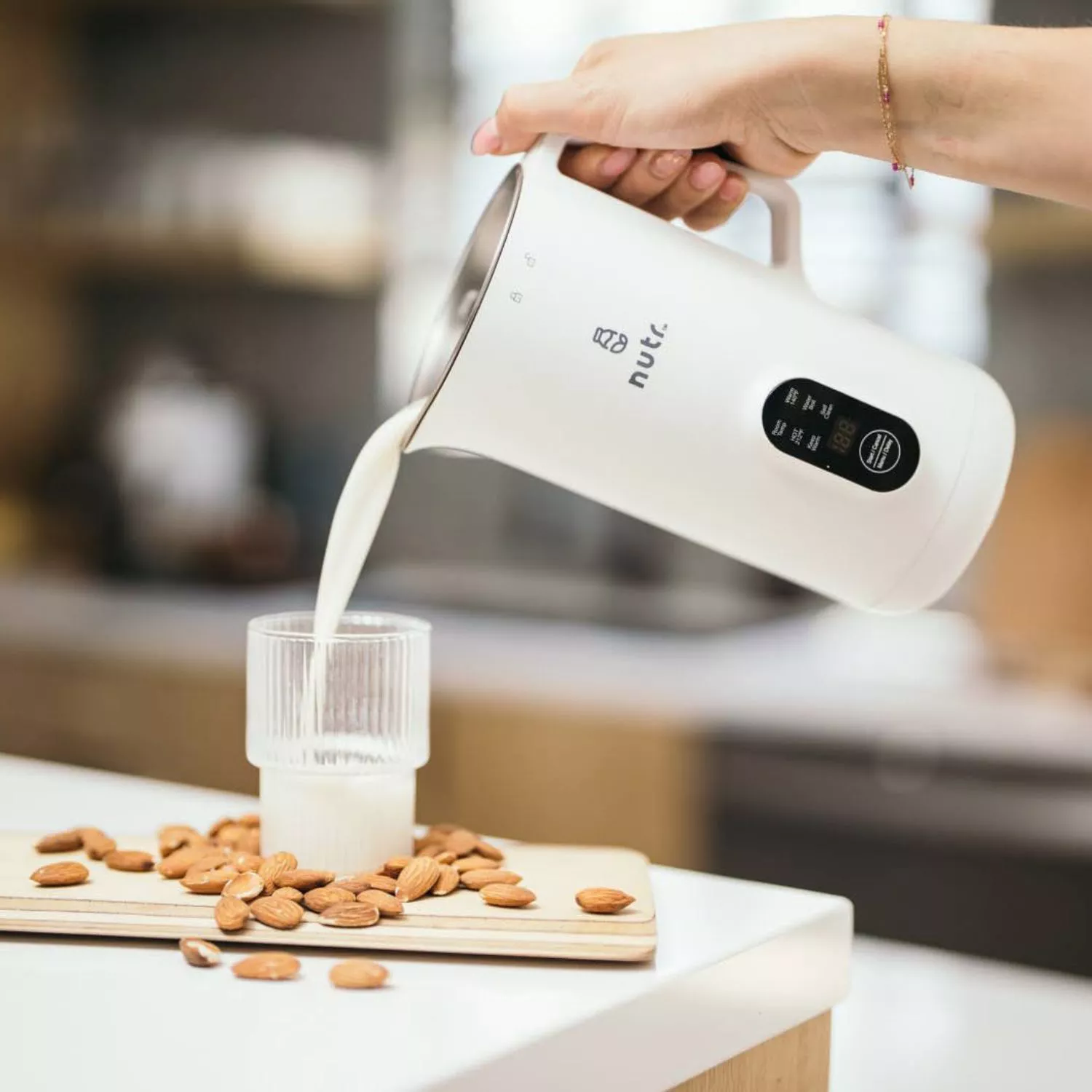 Nutr Plant-Based Milk Machine