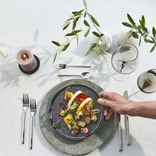 Zwilling J.A. Henckels Aberdeen 20-Piece Flatware Set