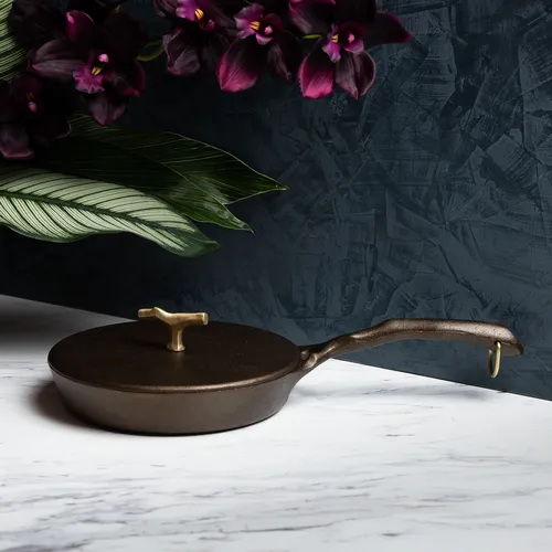 Nest Cast Iron Self-Basting Lid, 9"