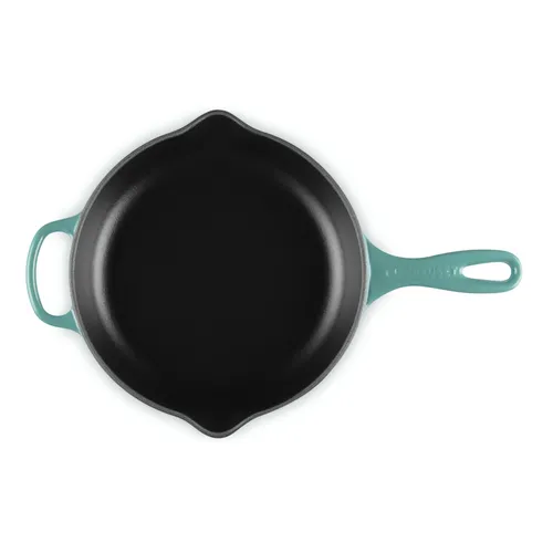 Le Creuset Signature Skillet, 9"