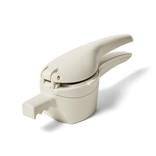 Sur la table Potato & Vegetable Ricer