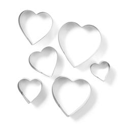 Sur La Table Heart Cookie Cutters, Set of 6 Love these