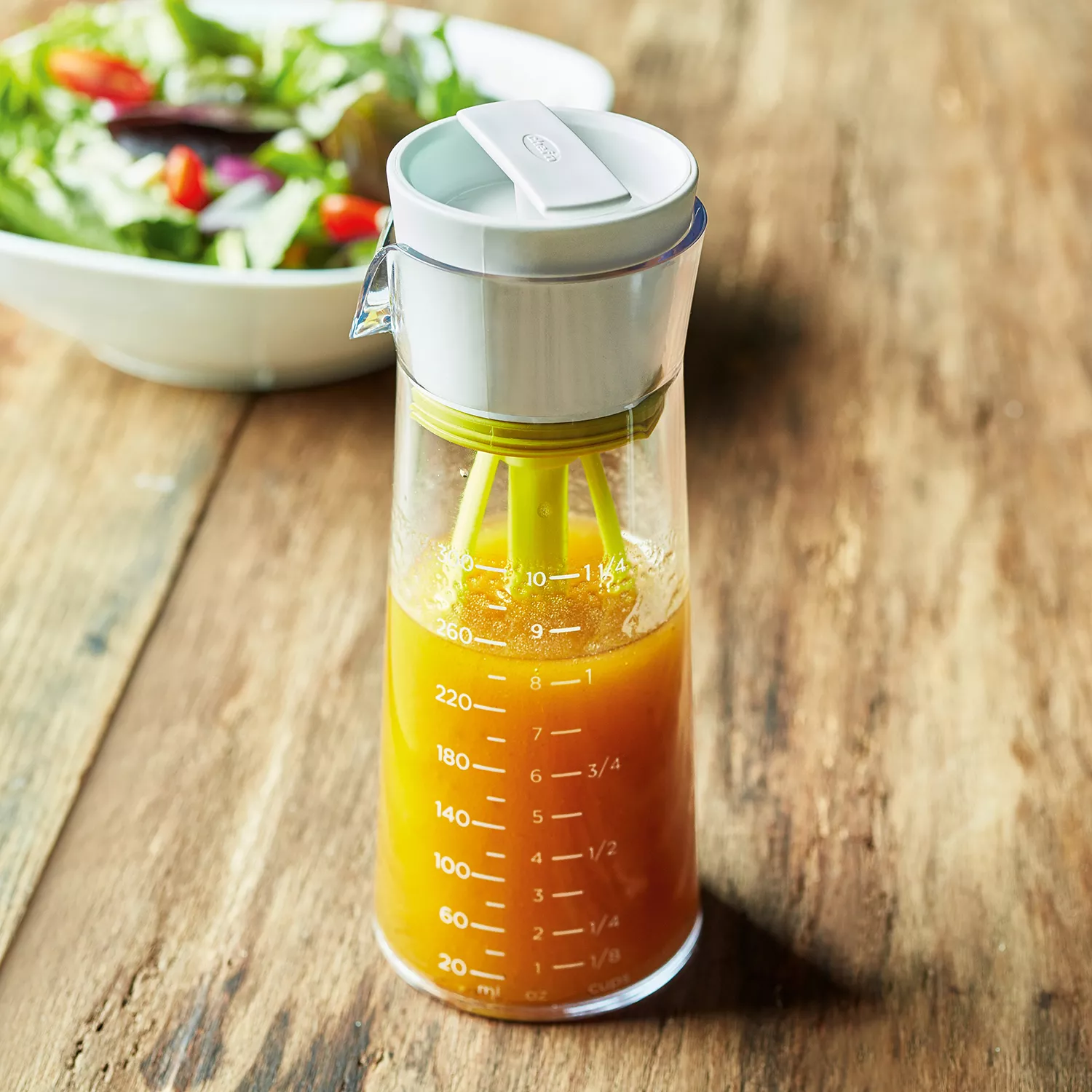  Little Salad Dressing Container Emulsifier Bottle  Multifunctional Manual Sauces Mixer Kitchen Gadget, Black : Home & Kitchen