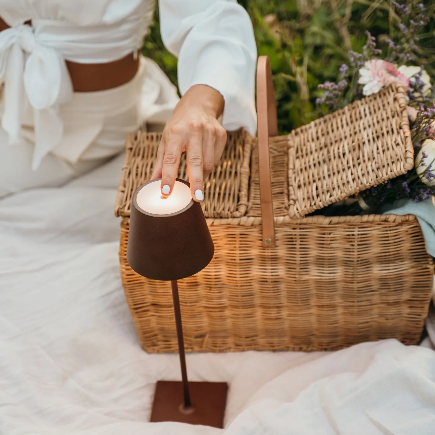 Zafferano Poldina Pro Indoor/Outdoor Cordless Table Lamp