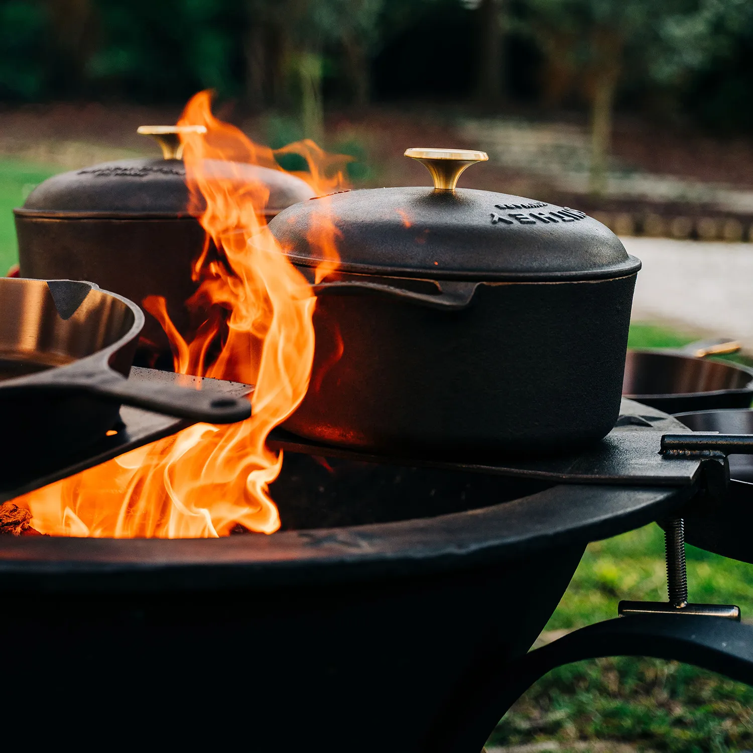 Smithey Polished Cast Iron Dutch Oven
