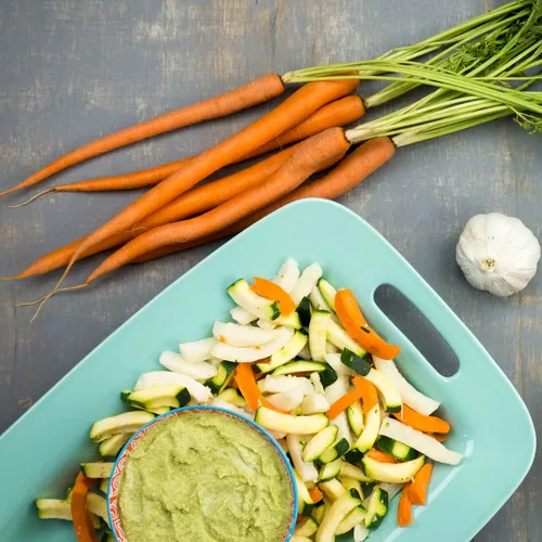Jicama and Veggie Sticks with Yogurt Avocado Dip