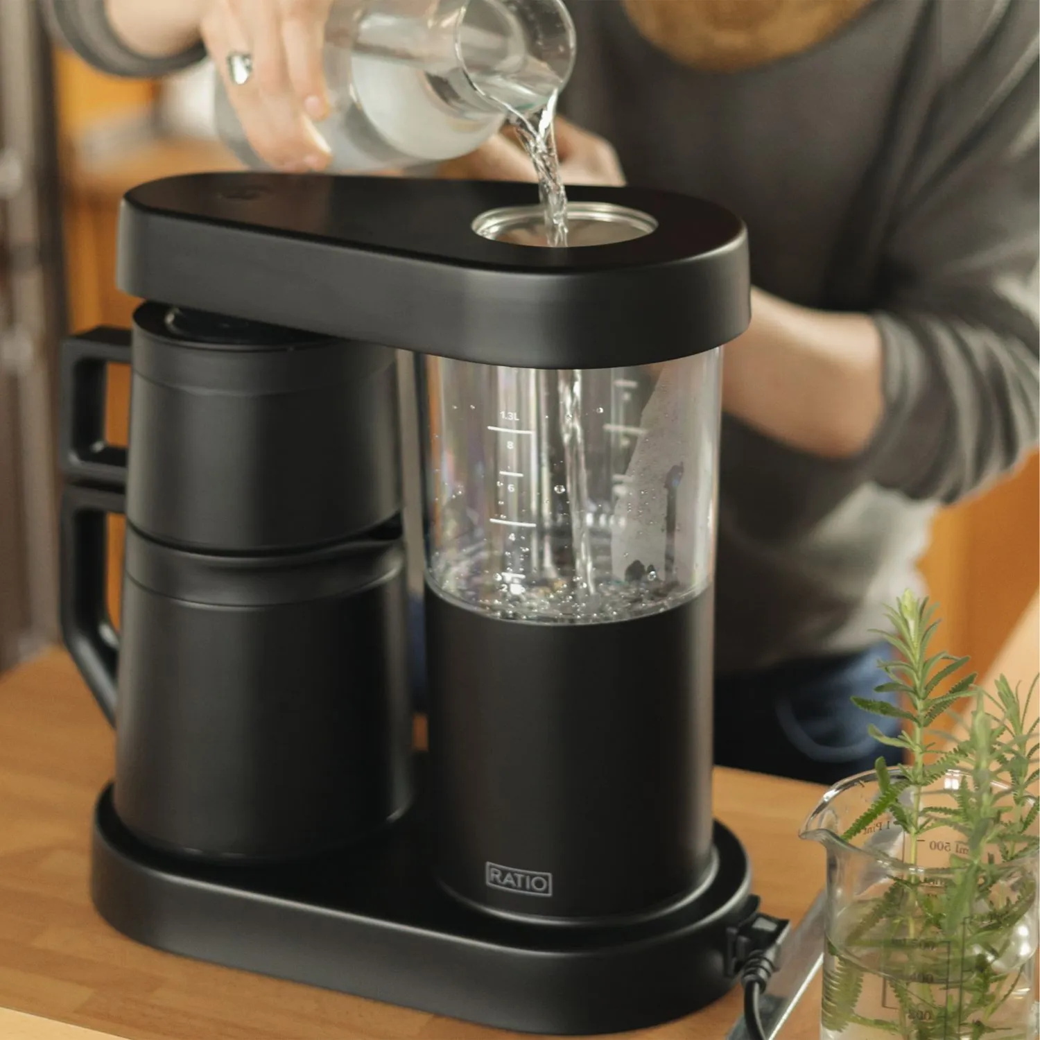 Ratio Six Coffee Machine