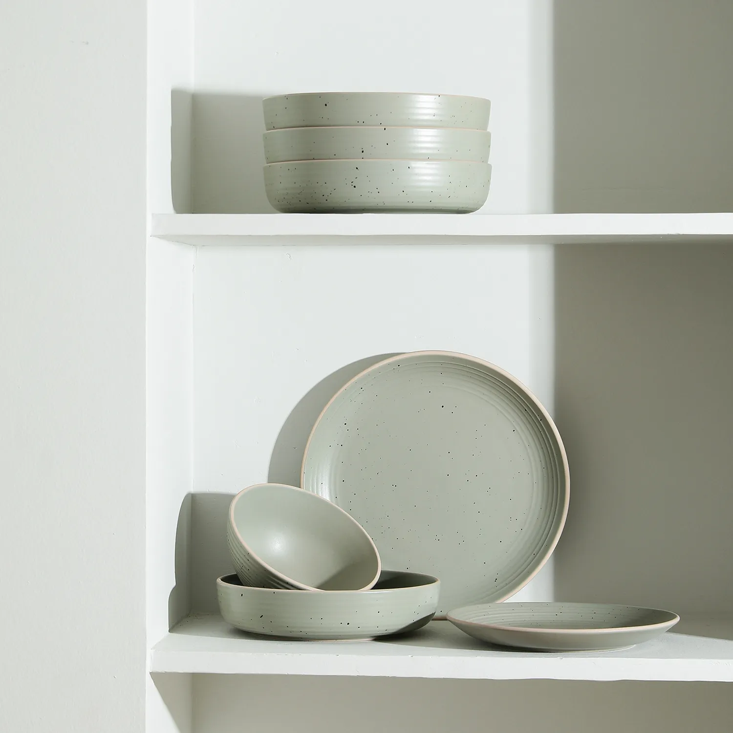 Stone Lain Lauren Stoneware 16-Piece Dinnerware Set