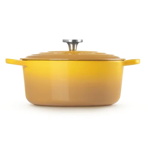 Le Creuset Signature Round Dutch Oven, 7.25 qt.