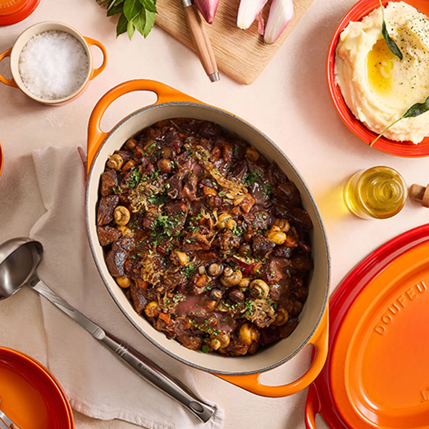 Le Creuset Traditional Oval Doufeu, 7.25 qt.