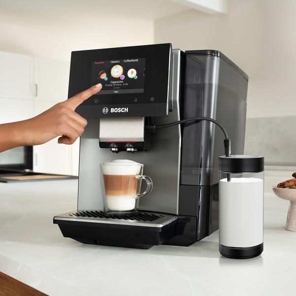 Bosch 800 Series Fully Automatic Espresso Machine with Milk Express Plus, Black - thumbnail 7