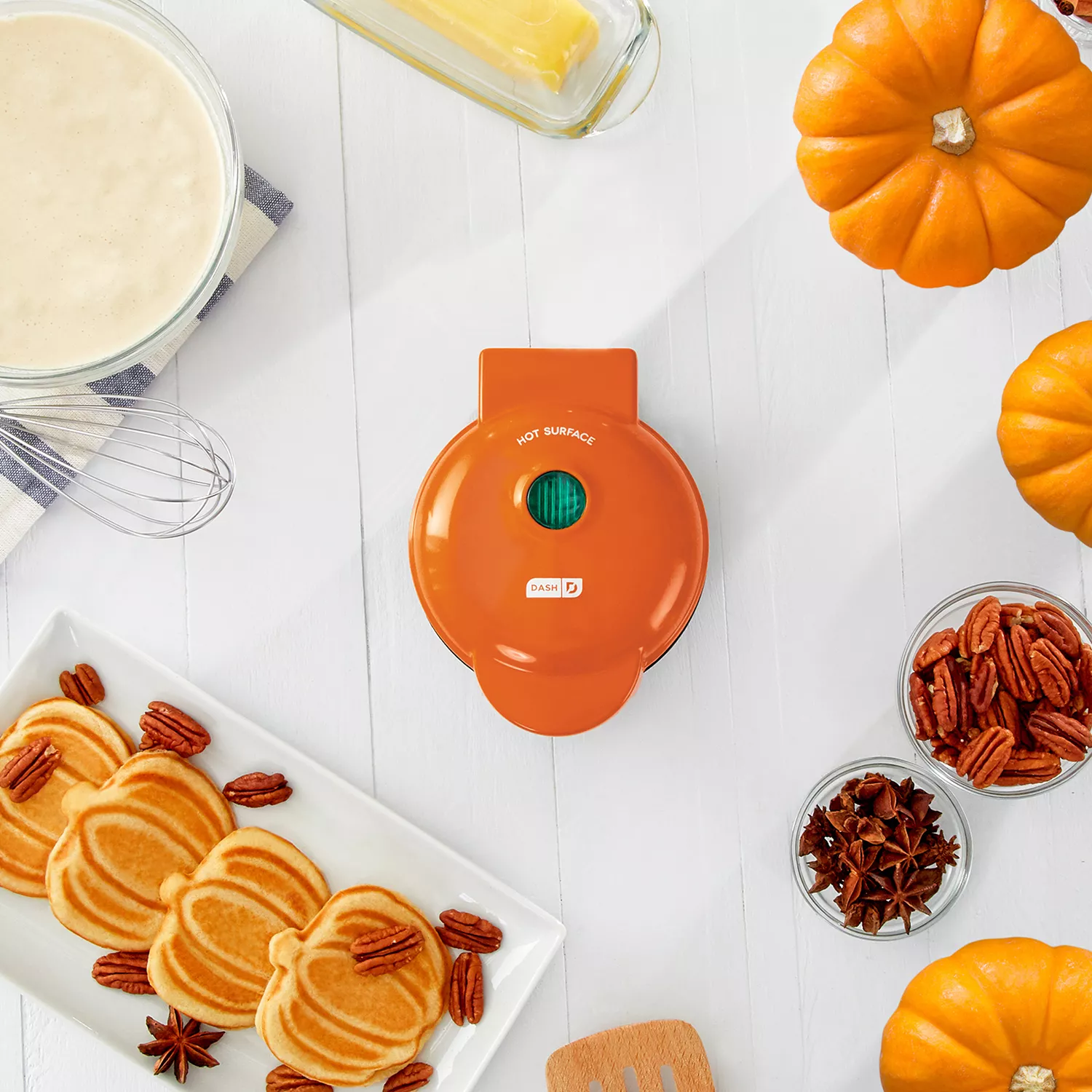 Dash Mini Pie Maker - Orange 