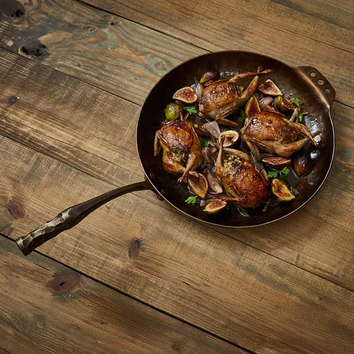 Smithey Carbon Steel Farmhouse Skillet, 12"