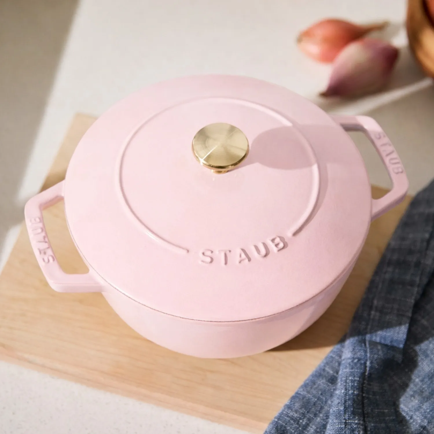 Staub Essential French Oven, 2.5 qt.