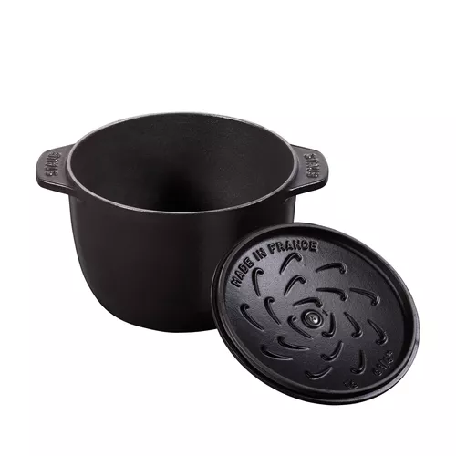 Staub Black Petite Round Oven, .75 qt.