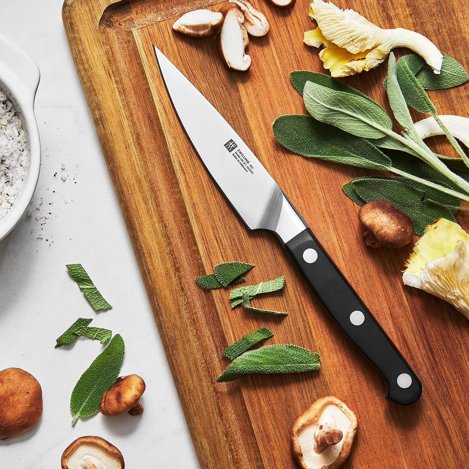 Zwilling J.A. Henckels Pro Paring Knife, 4"