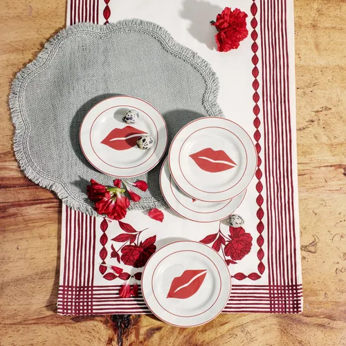 Mariana Velásquez x Sur La Table Peony Runner, 16" x 108"