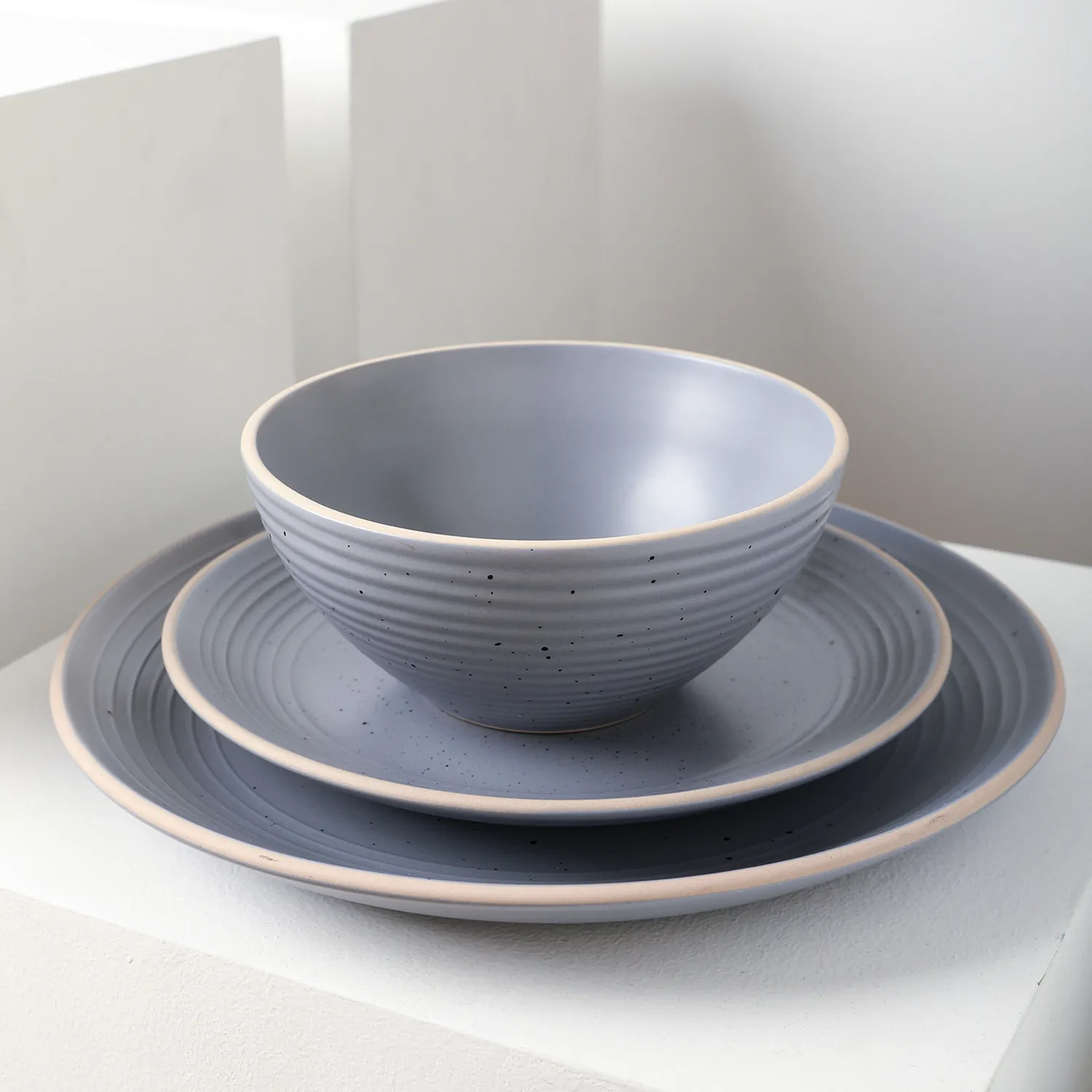 Stone Lain Lauren Stoneware 16-Piece Dinnerware Set
