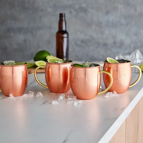 Sur la table Moscow Mule Mugs, Set of 4