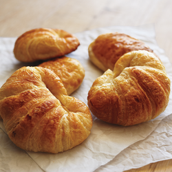 Gaston&#8217;s Bakery Plain and Chocolate Croissants, Set of 15