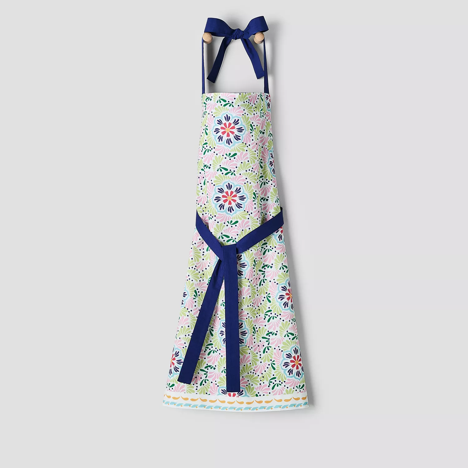 Sur La Table Liliana Apron