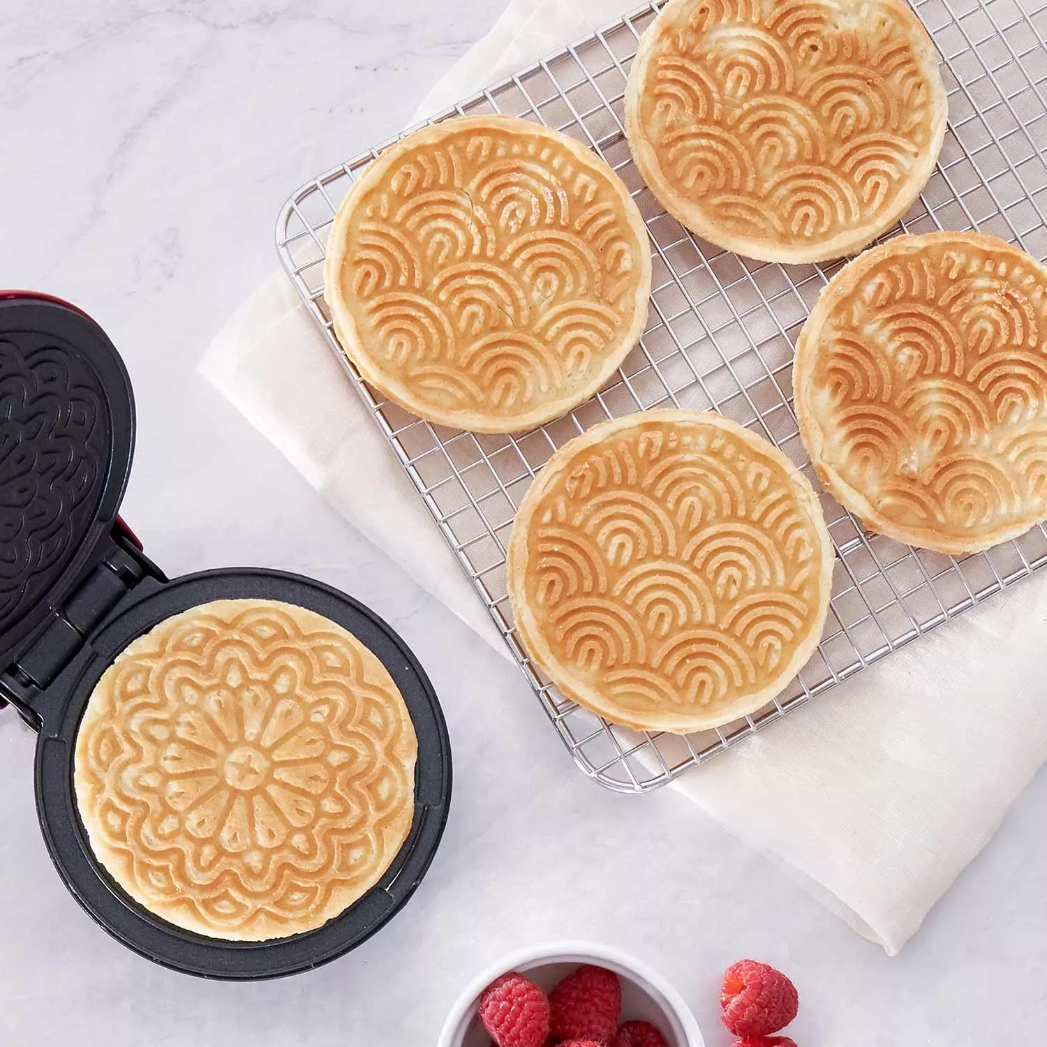 Dash Mini Pizzelle Maker 