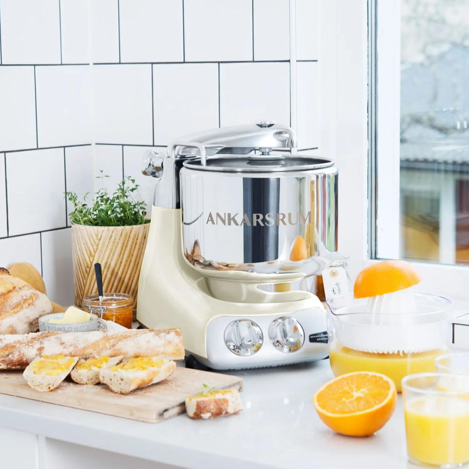 Ankarsrum Assistent® Original Stand Mixer, 7 Qt. 