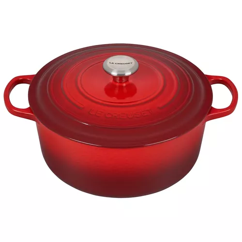 Le Creuset Signature Round Dutch Oven, 7.25 qt.