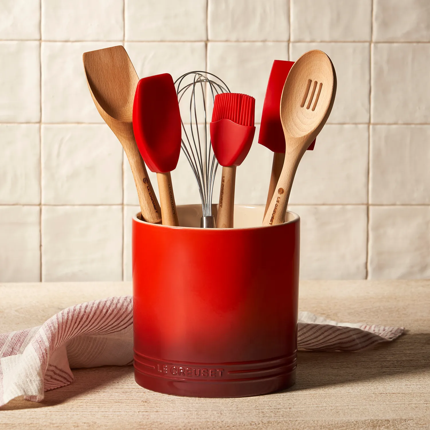 Le Creuset Utensil Crock, 2.7 qt.