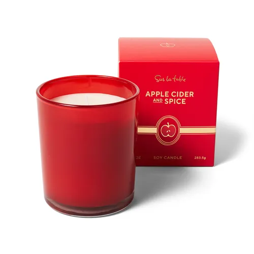 Sur la table Apple Cider and Spice Candle