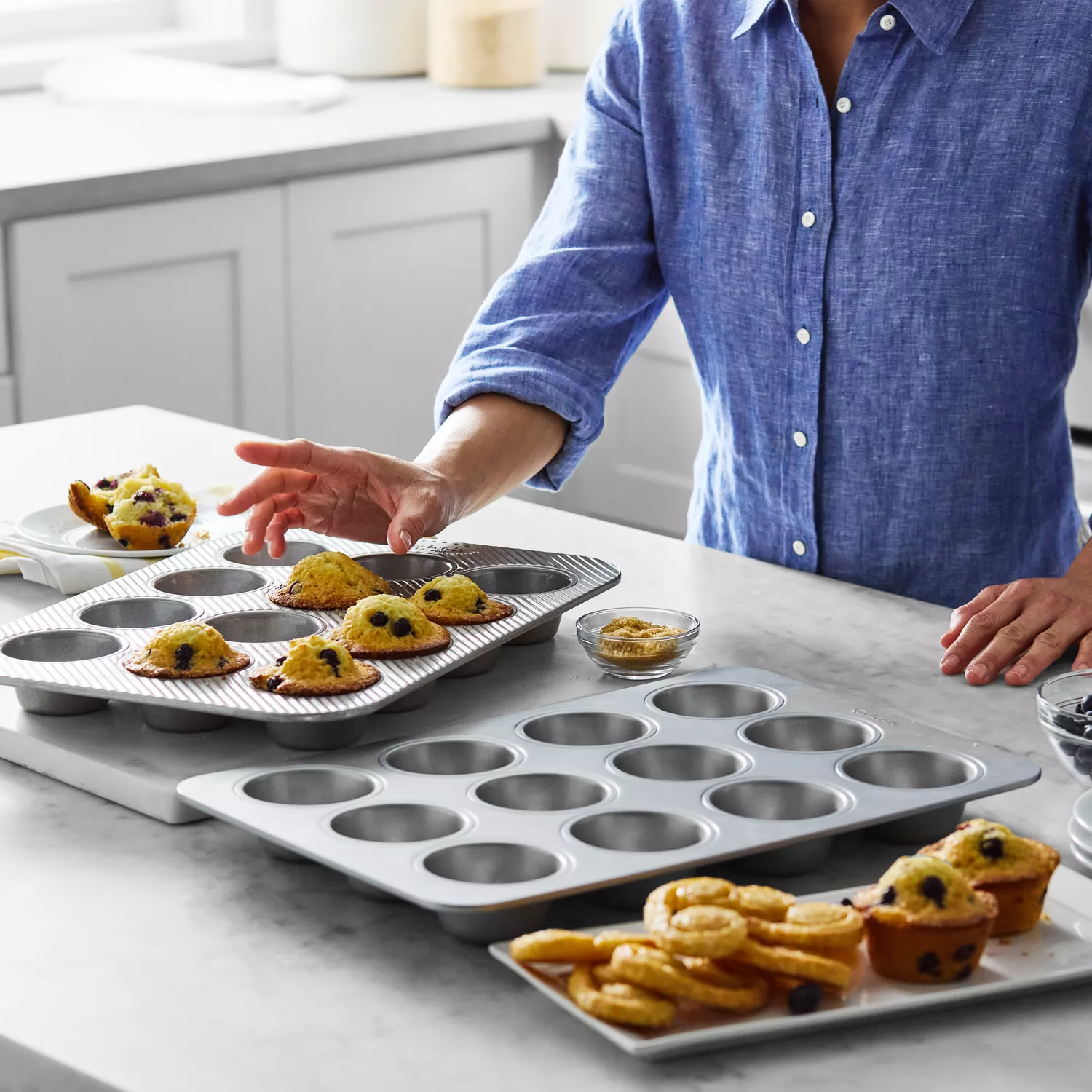 Sur La Table Signature Muffin Pan, 12 Count