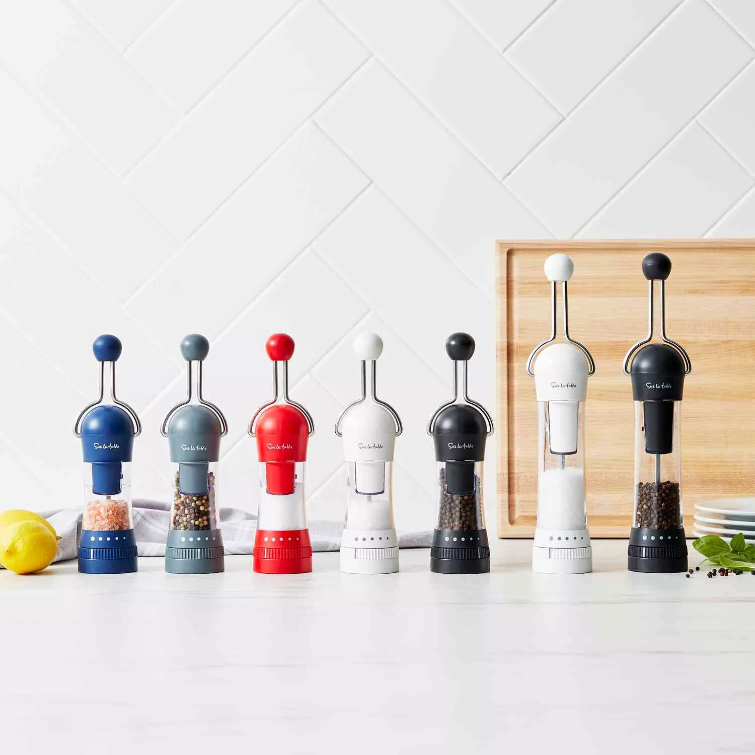 Sur La Table XL Ratchet Mill