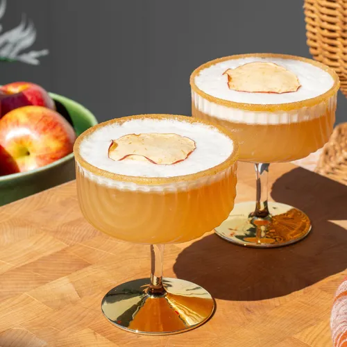 Apple Pie Whiskey Sour