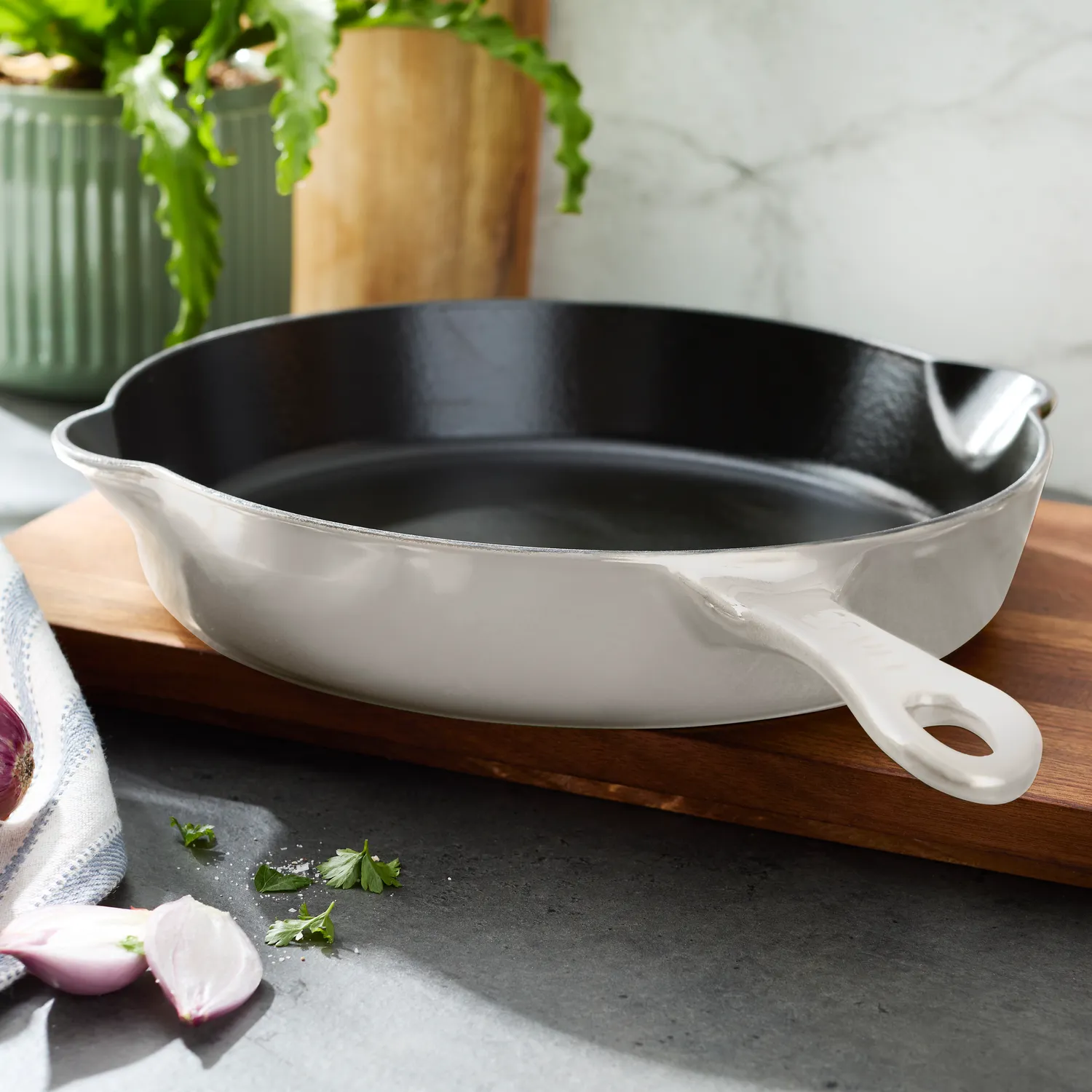 Staub Traditional Skillet, 11"