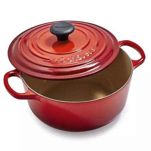Le Creuset Round Dutch Oven, 2.75 qt.