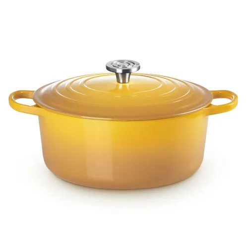 Le Creuset Signature Round Dutch Oven, 7.25 qt.
