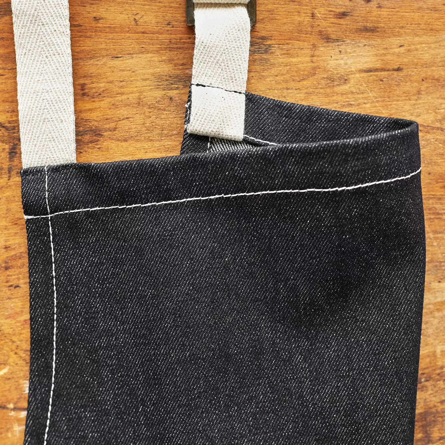 Sur La Table The Chef Signature Apron