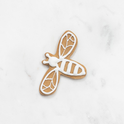 Bee Cookie Cutter, 2.5&#34;