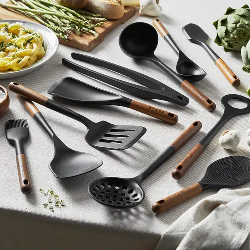 Staub Silicone & Wood Tool Sets